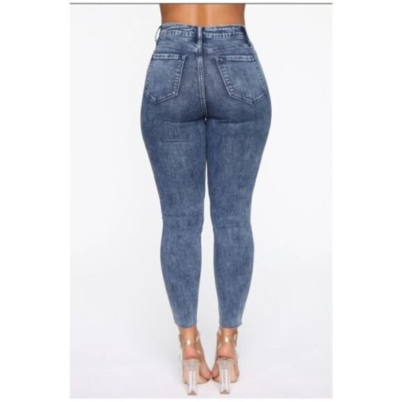 Fashion Nova Acid Wash Button-Fly High Rise Skinny Jeans Size 1 - Picture 2 of 11